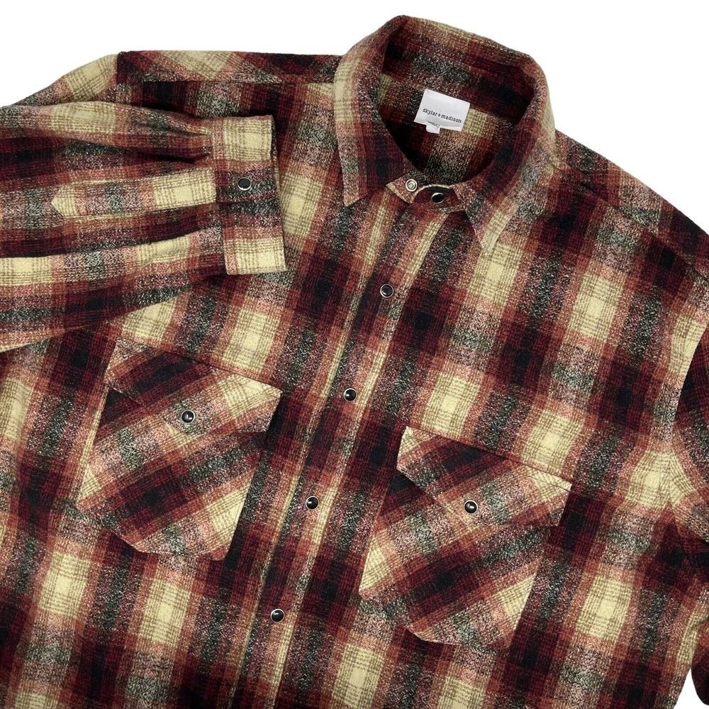 Skylar + Madison Medium Red Plaid‎ L/S Button Snap Western Women's Shacket